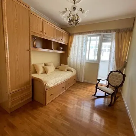 Piso Vacacional Con Terraza Panoramica A La Ria. * San Pedro de Viveiro