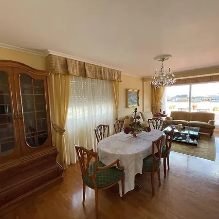 Piso Vacacional Con Terraza Panoramica A La Ria. San Pedro de Viveiro